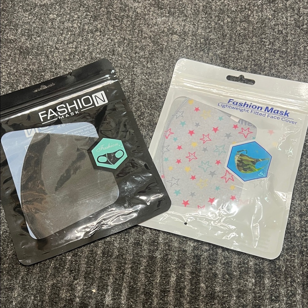 Kids Face Mask Bundle 2 masks!